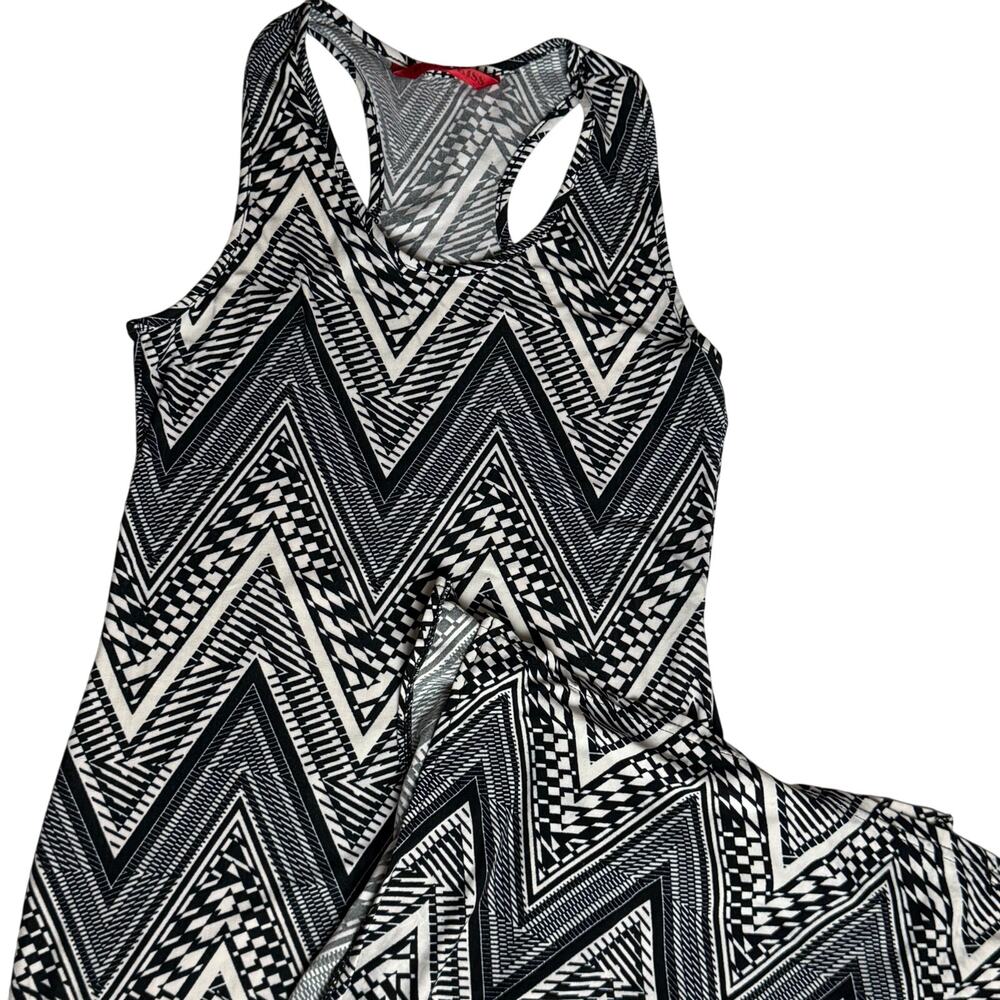 Hot Kiss Geometric Black and White Maxi Dress